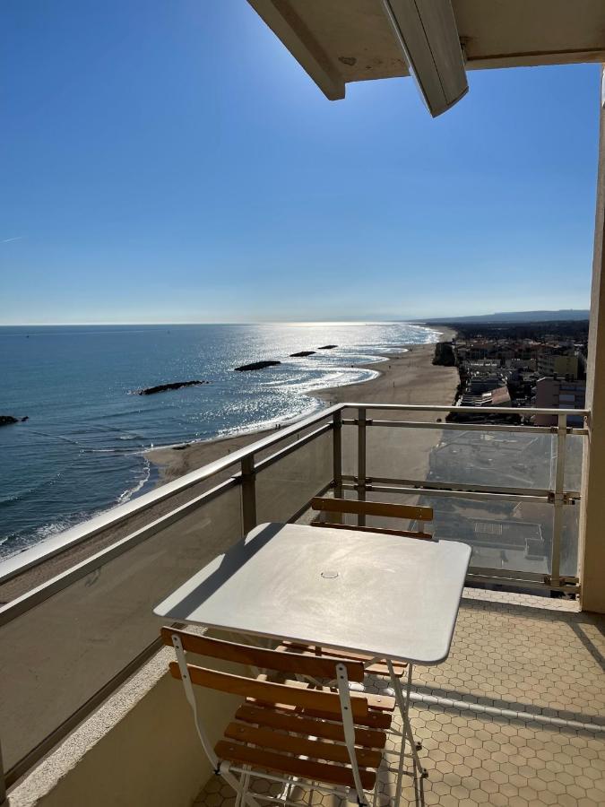 Sur Le Sable, Face A La Mer La Petite Tour Valras-Plage Bagian luar foto